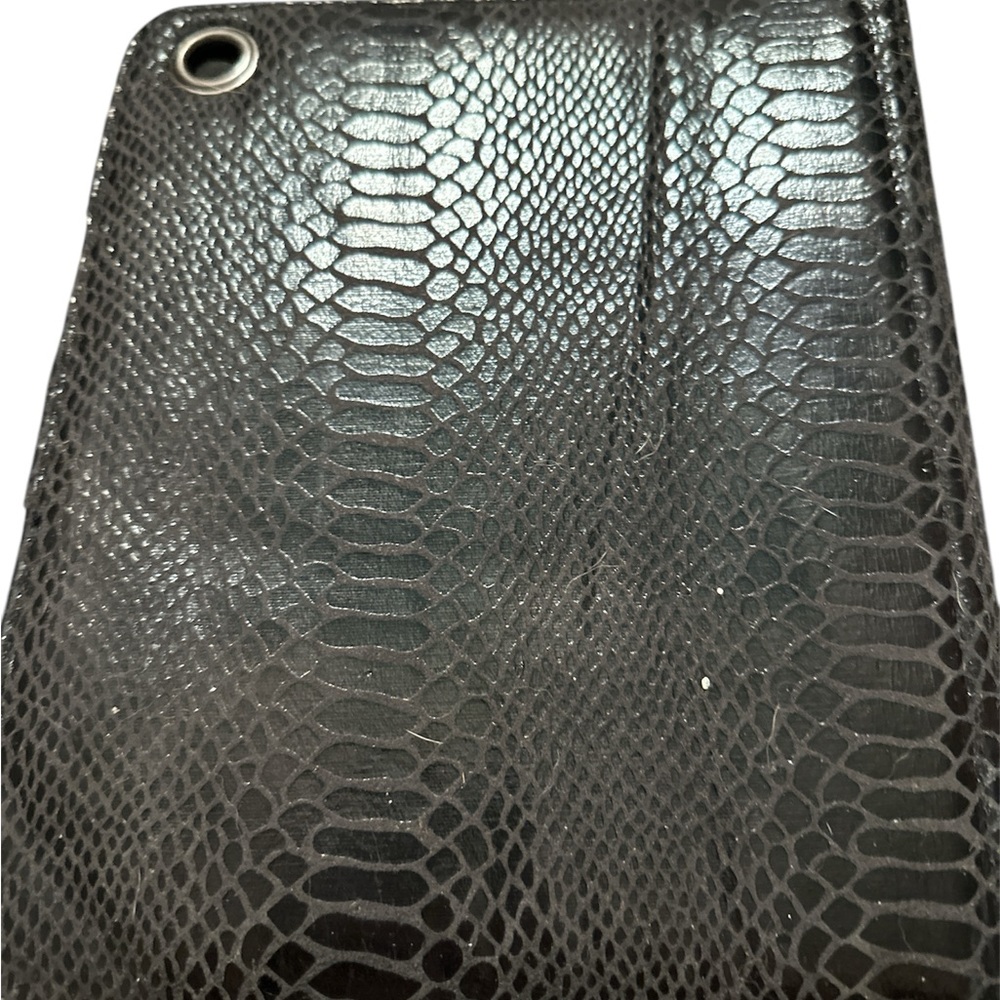 Chic Black Snakeskin Patterned Wallet Tablet Case… - image 2